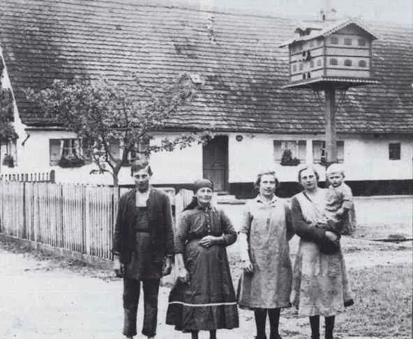 The Hinterkaifeck family